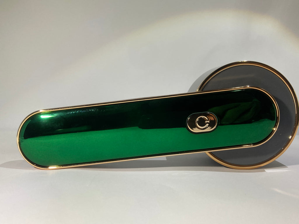 Lint Remover for Clothes MD-MG928- Portable, Battery-Powered, 3 Blades